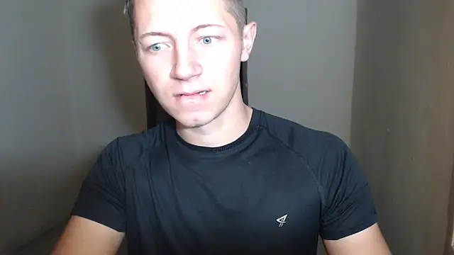 BlondZilla online show from 12-14-25, 10:21