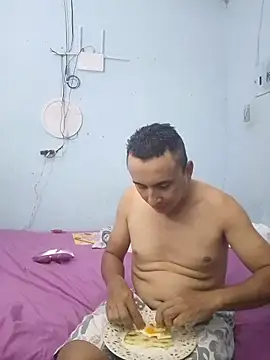 miroqui143 online show from 11-11-25, 12:16