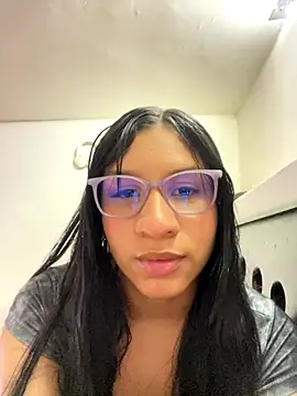 Snapshot of Danny_gonza chatting on 09-21-25, 07:41 Danny gonza online show from 09-21-25, 07:41