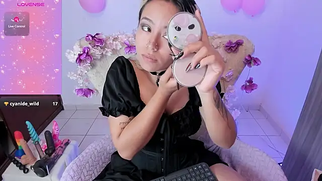 Nataliahenao69 online show from 10-20-25, 12:02