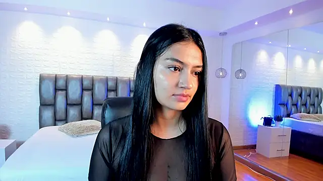 AidaJones online show from 04-28-26, 11:36