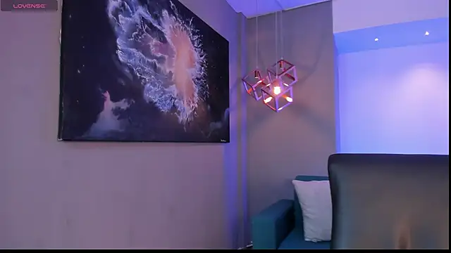 AidaJones online show from 10-20-25, 11:33