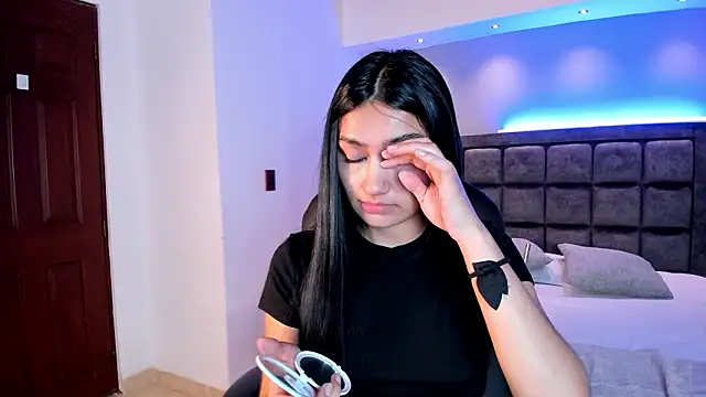 Snapshot of AidaJones chatting on 02-28-26, 12:05 AidaJones online show from 02-28-26, 12:05