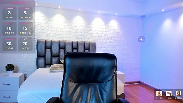 Snapshot of AidaJones chatting on 03-24-26, 11:10 AidaJones online show from 03-24-26, 11:10