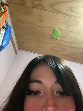 kiittyselenita online show from 04-12-26, 02:48