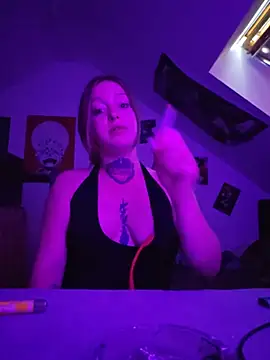 Amatrice X online show from 06-19-26, 04:02