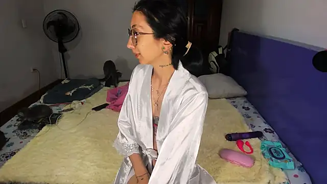 Anais lux online show from 04-02-26, 11:44