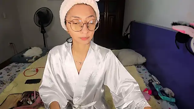 Anais lux online show from 04-06-26, 11:39