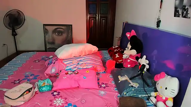 Anais lux online show from 06-15-26, 11:59