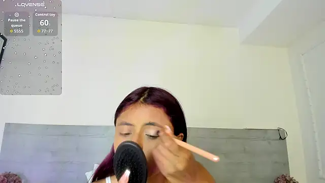 sunnyWhitee online show from 06-22-26, 07:22