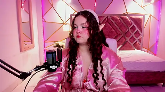 ShylySweet online show from 03-28-26, 05:19