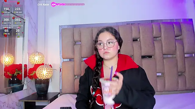 ShylySweet online show from 09-19-25, 05:22