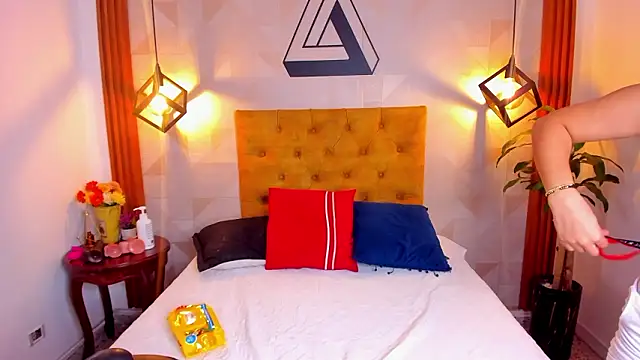 violet sweet19 online show from 03-10-26, 12:09