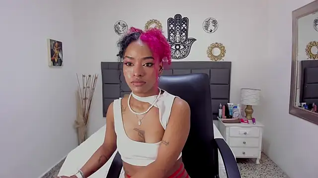 summer williams18 online show from 12-05-25, 12:10