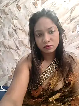 hornyzinia123 online show from 02-12-26, 03:06