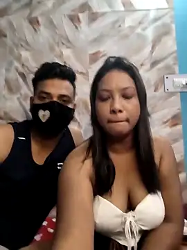 hornyzinia123 online show from 11-10-25, 02:38