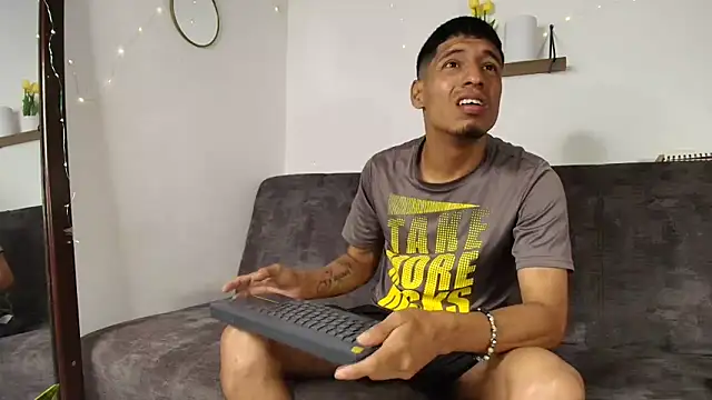 IsaXander743 online show from 09-20-25, 08:14