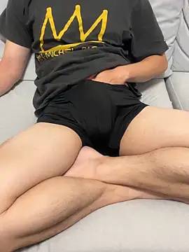 qaz23257 online show from 10-28-25, 02:12