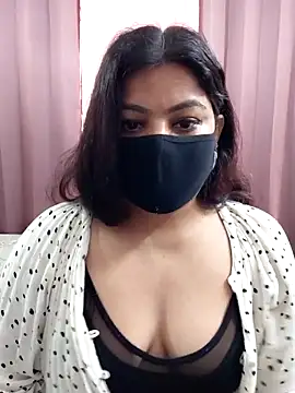 Snapshot of Aavya_007 chatting on 02-26-26, 04:01 Aavya 007 online show from 02-26-26, 04:01