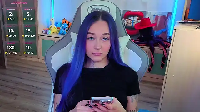 Im suka online show from 10-25-25, 04:22