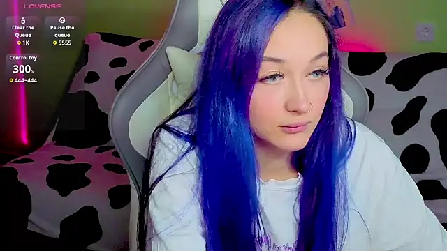 Snapshot of Im_suka chatting on 09-30-25, 04:07 Im suka online show from 09-30-25, 04:07