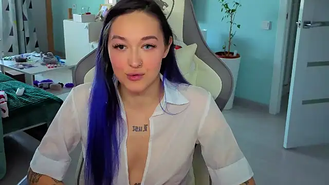 Snapshot of Im_suka chatting on 06-02-26, 03:39 Im suka online show from 06-02-26, 03:39