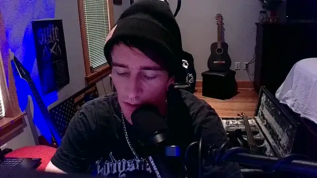 LEVIATHANX666 online show from 04-10-26, 07:32