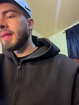 MaxDell online show from 12-20-25, 09:50