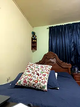 MaxDell online show from 11-25-25, 05:52