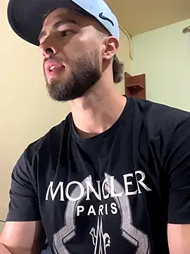 Snapshot of MaxDell chatting on 09-11-25, 11:16 MaxDell online show from 09-11-25, 11:16