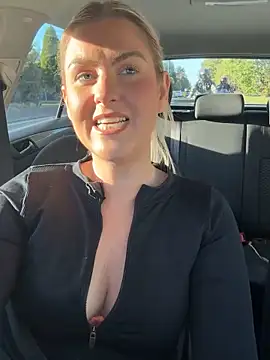 Charleigh xx online show from 09-25-25, 04:24