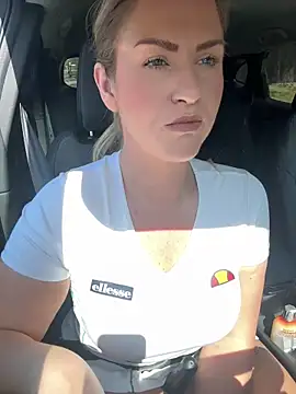 Charleigh xx online show from 04-22-26, 11:39