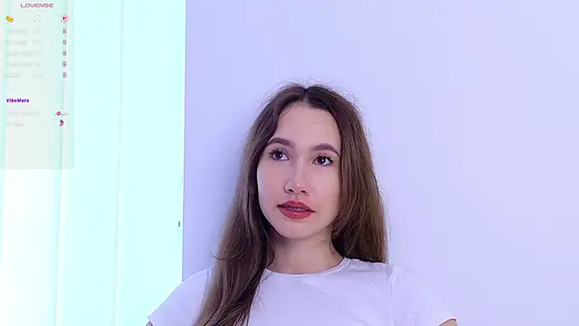 Snapshot of Terrea- chatting on 09-20-25, 05:34 Terrea- online show from 09-20-25, 05:34