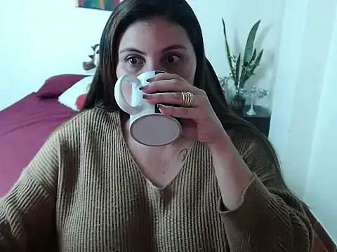 Secret Bella online show from 09-10-25, 11:20