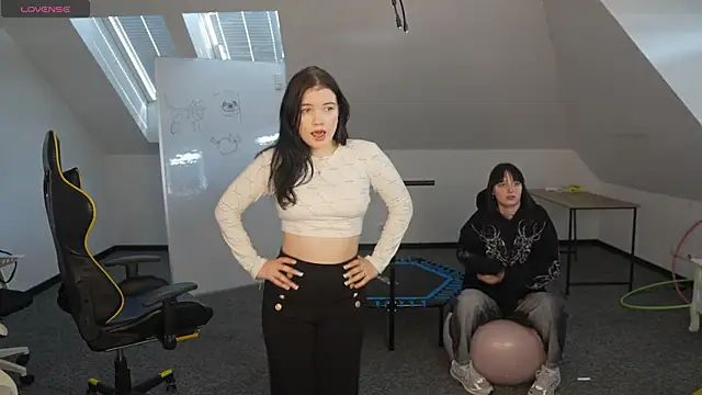 VivianSweet  online show from 04-01-26, 10:38