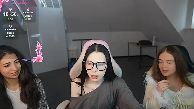 VivianSweet  online show from 02-25-26, 11:32