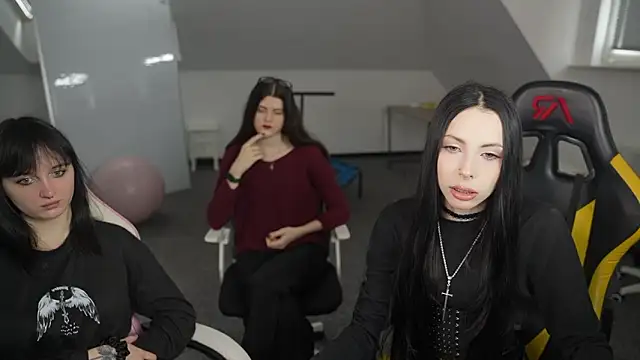 VivianSweet  online show from 03-25-26, 11:20