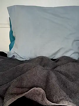 Snapshot of Volcaniiia chatting on 02-27-26, 07:19 Volcaniiia online show from 02-27-26, 07:19