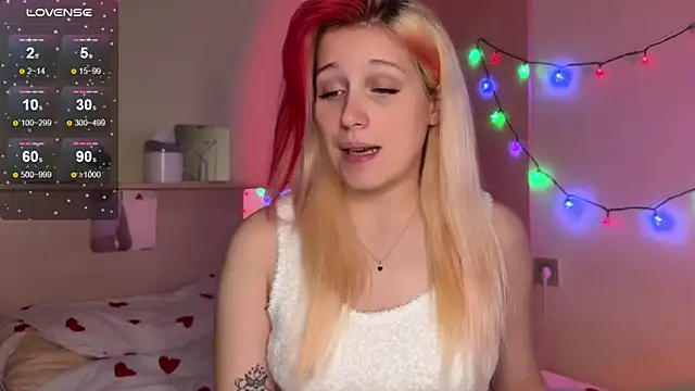  Annabel Myr  online show from 12-21-25, 11:12