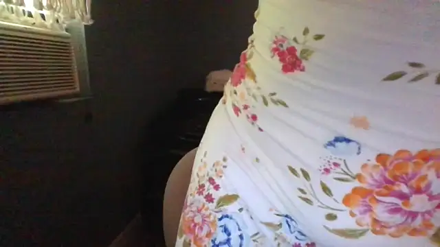 mayra mayhem online show from 04-10-26, 07:54