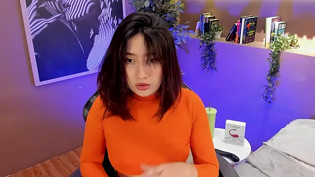 Skyyle  online show from 04-05-26, 04:57