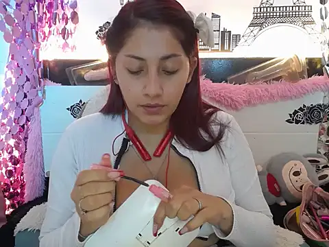 Nicol V online show from 09-25-25, 04:07