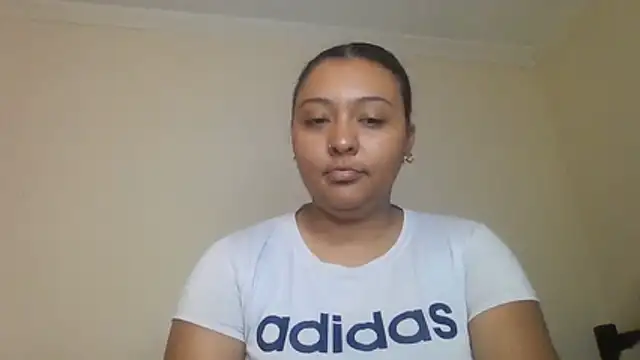 Snapshot of ALANA_150 chatting on 06-20-26, 02:00 ALANA 150 online show from 06-20-26, 02:00
