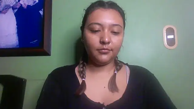 Snapshot of ALANA_150 chatting on 07-09-26, 01:32 ALANA 150 online show from 07-09-26, 01:32