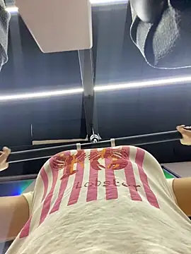 oizoe online show from 12-20-25, 06:33