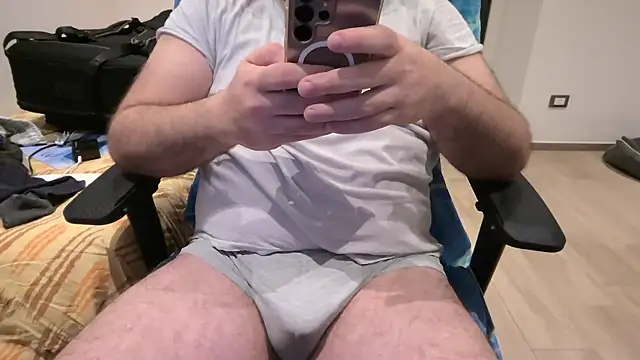 fabi0xx2 online show from 01-09-26, 08:05