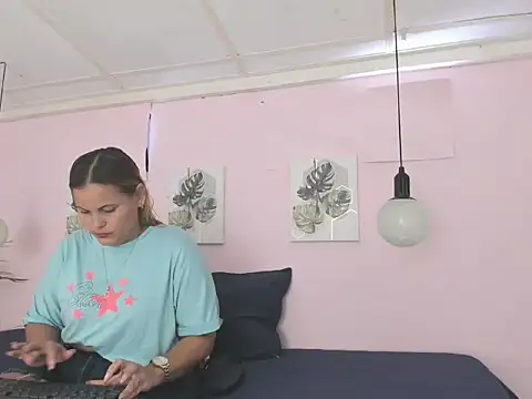 Lady miss    online show from 10-06-25, 12:06