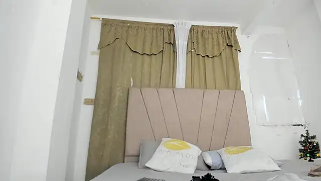 Lady miss    online show from 12-03-25, 12:26