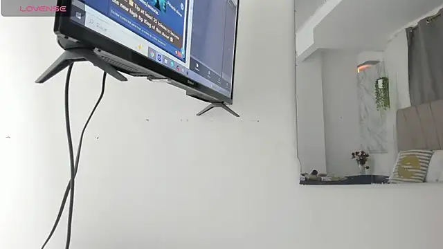 Lady miss    online show from 02-04-26, 12:11