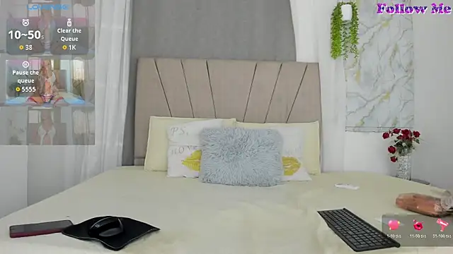 Lady miss    online show from 02-27-26, 11:54